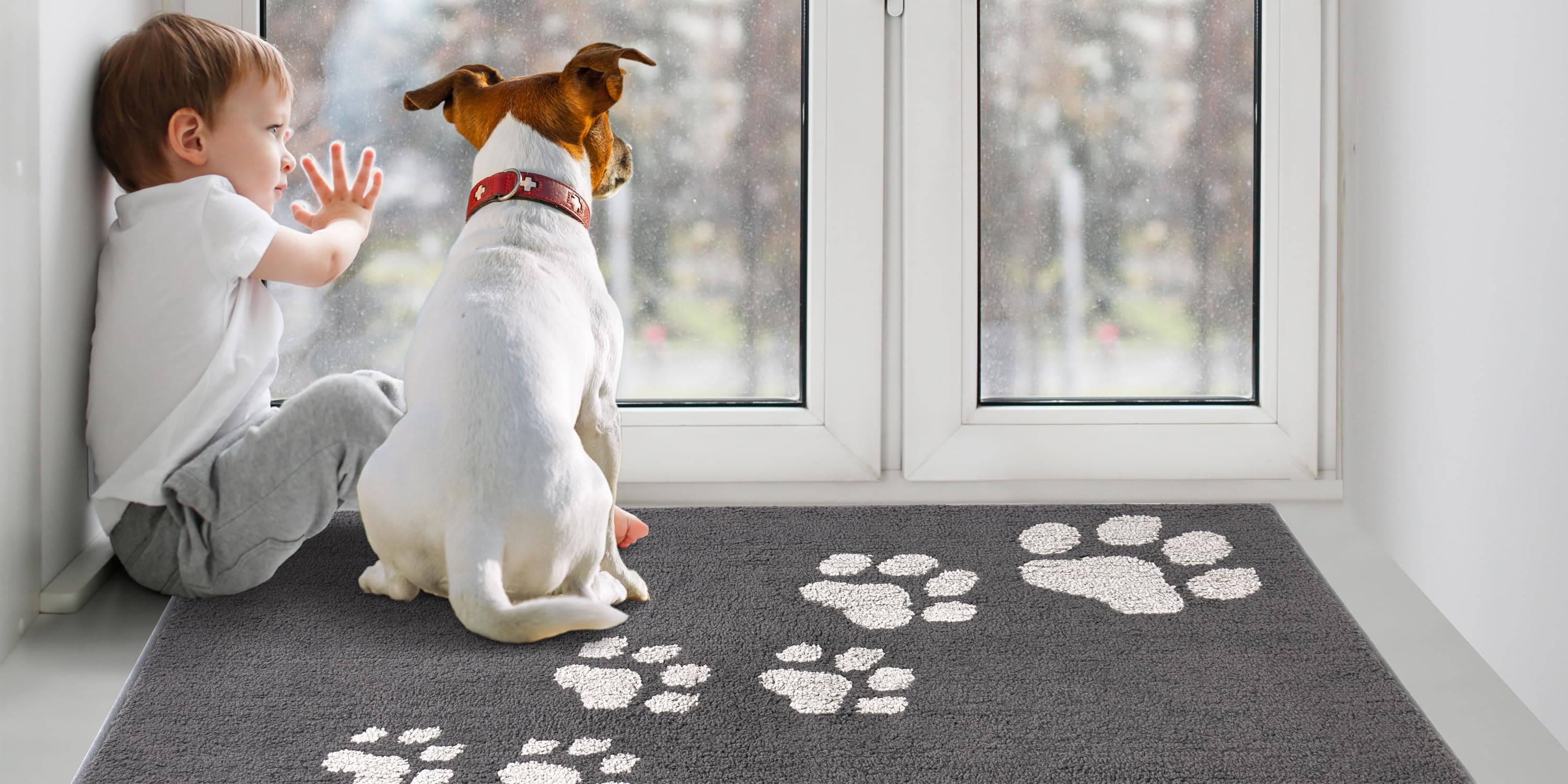 Timo Dog Mat with paw print design